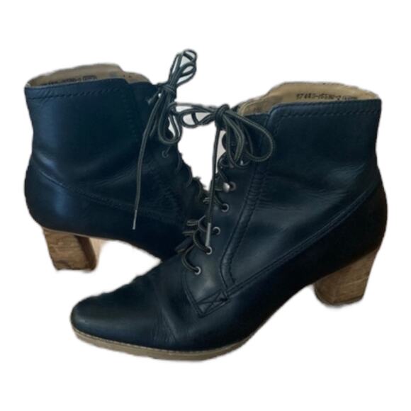 Euro Club Vintage lace up design leather boots made in Brazil black size 8.5 - Picture 2 of 12